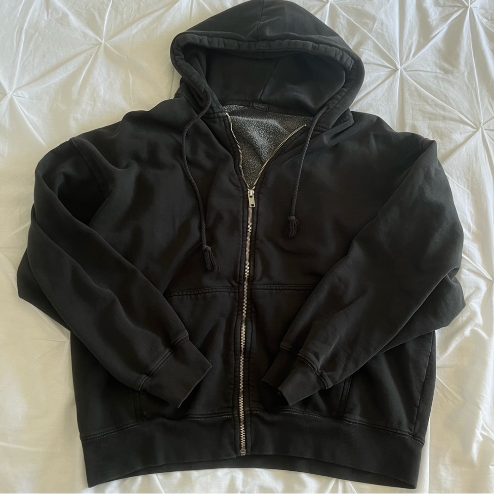 Brandy Melville Sweatshirt